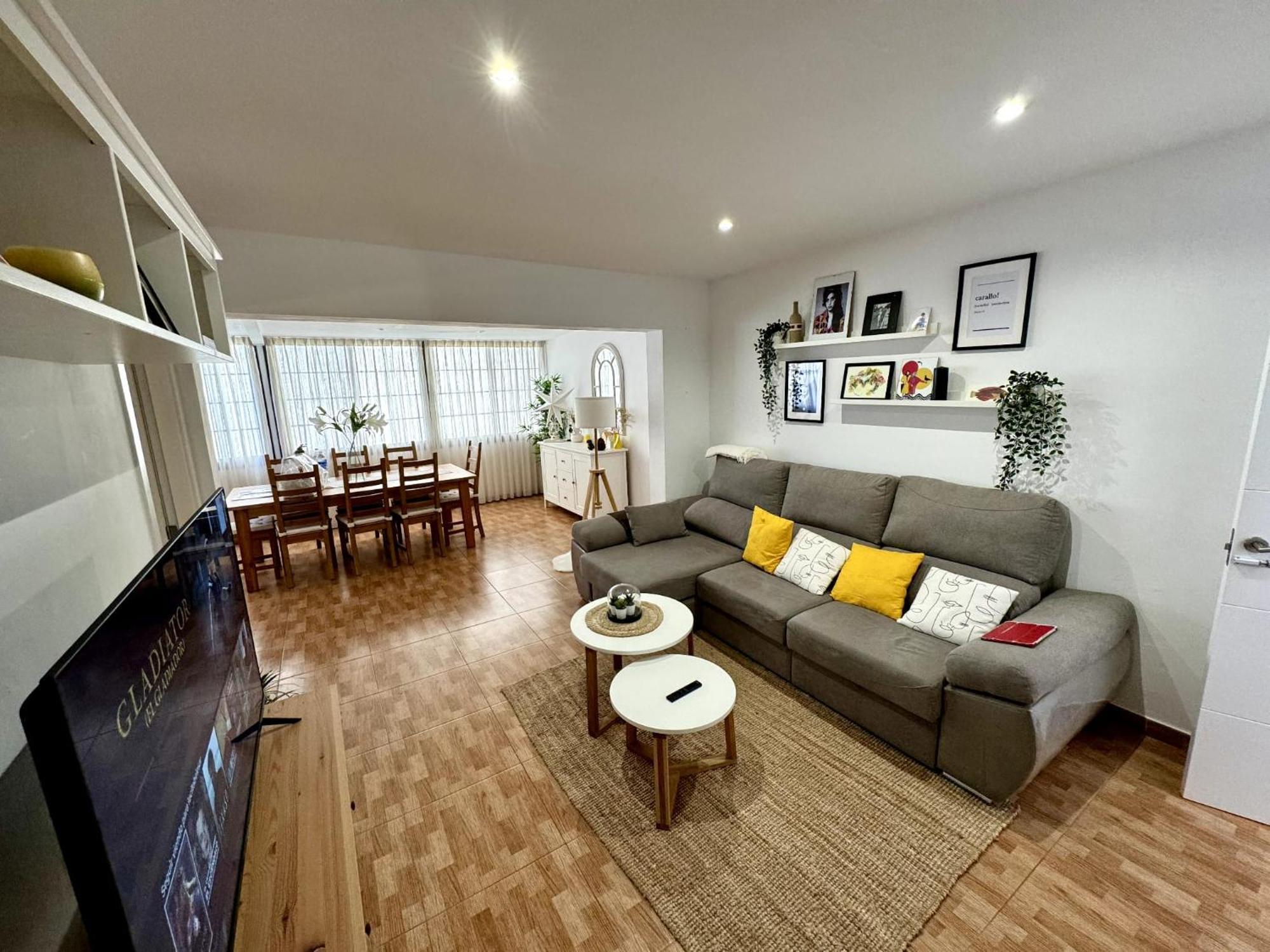 Precioso Apartamento Con Terraza En Piso Superior Лос-Реалехос Екстер'єр фото